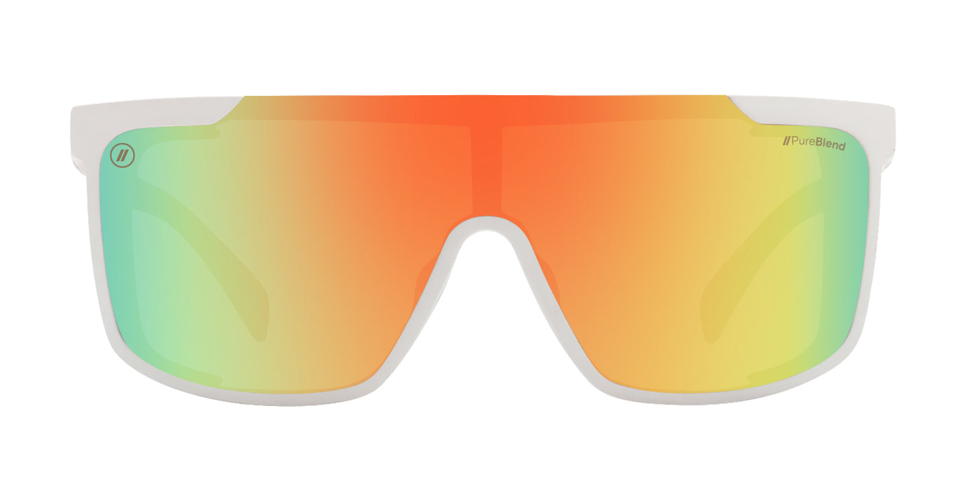 Alternative view of Pride Iii