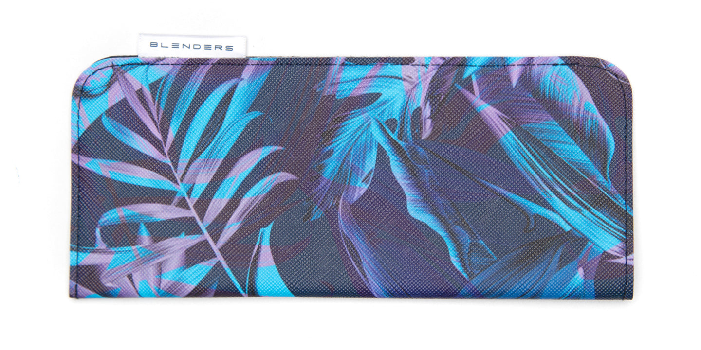 Alternative view of Lucent Sleeve